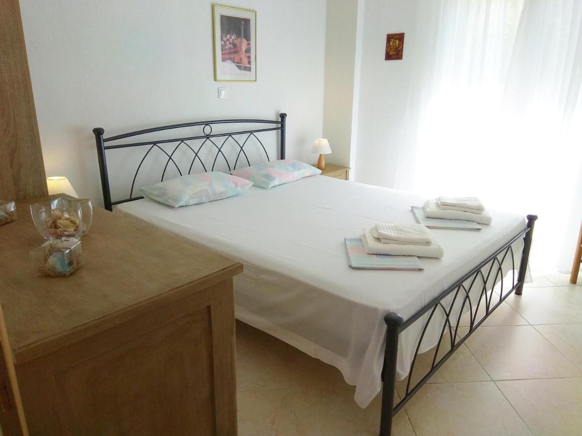 Emerald Apartment With Sea View Kriopigi Exterior photo